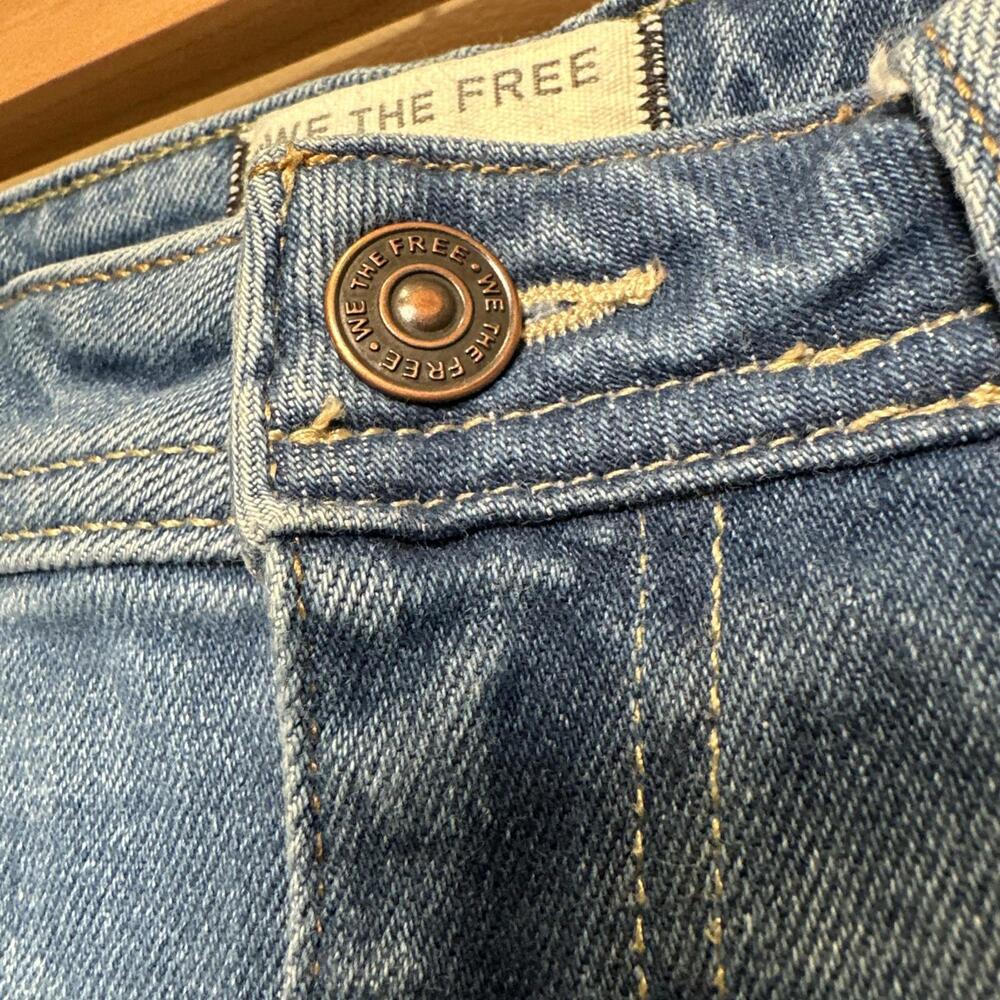 We The Free Jeans Women's 26 Blue Flare Bell Bottom High Rise Stretch Retro Y2K‎ - Picture 3 of 8